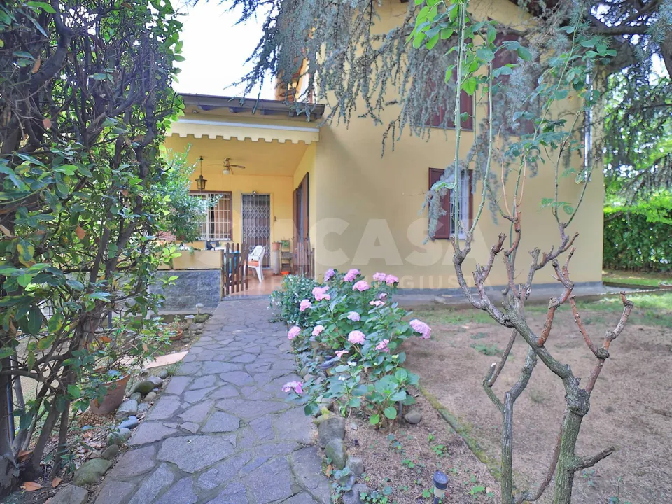 Villa i Busnago, Monza and Brianza - foto 1