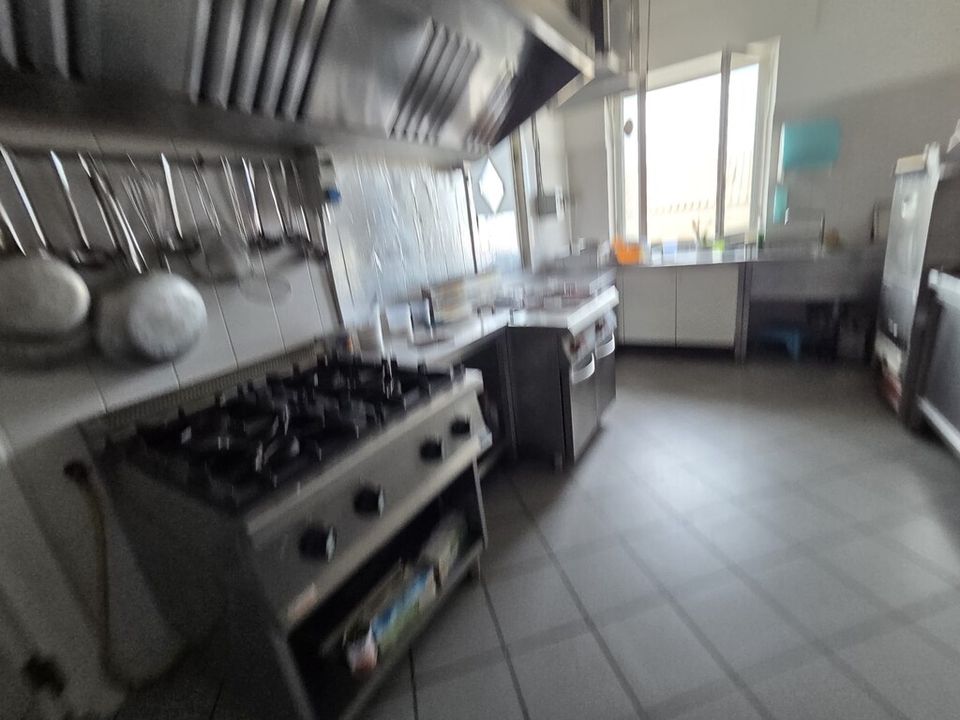 Erhvervsejendom i Montegranaro, Fermo - foto 1