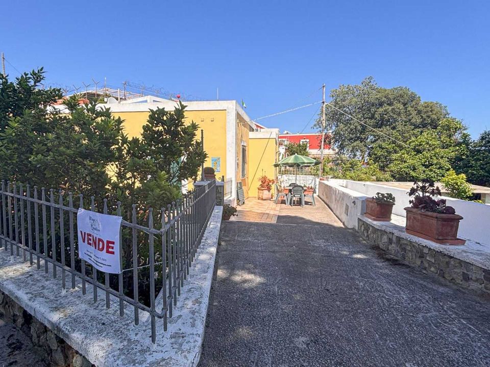 Villa i Ponza, Latina - foto 1