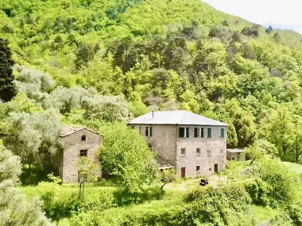Villa a Molini di Triora, Imperia - foto 1