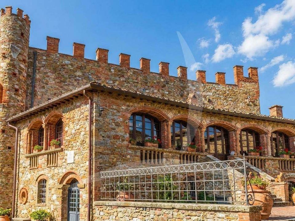 Villa i Bucine, Arezzo - bilde 1