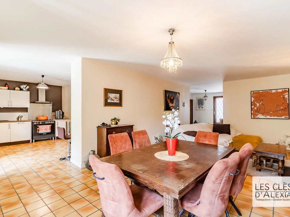 Villa - Givors, Rhone - photo 3