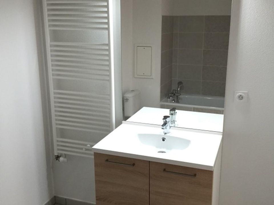Apartament a Saint-Priest, Rhone - foto 4