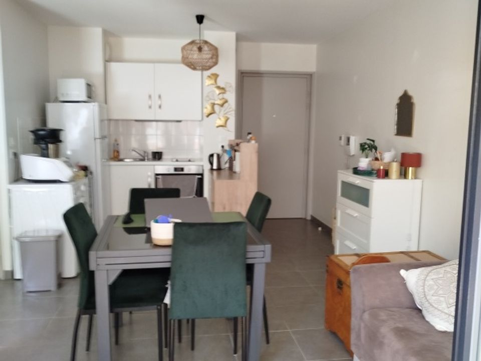 Lejlighed i Sainte-Foy-les-Lyon, Rhone - foto 2