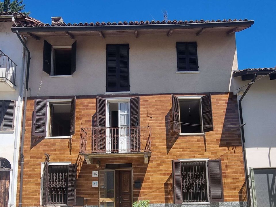 Byhus i Montaldo Scarampi, Asti - foto 1
