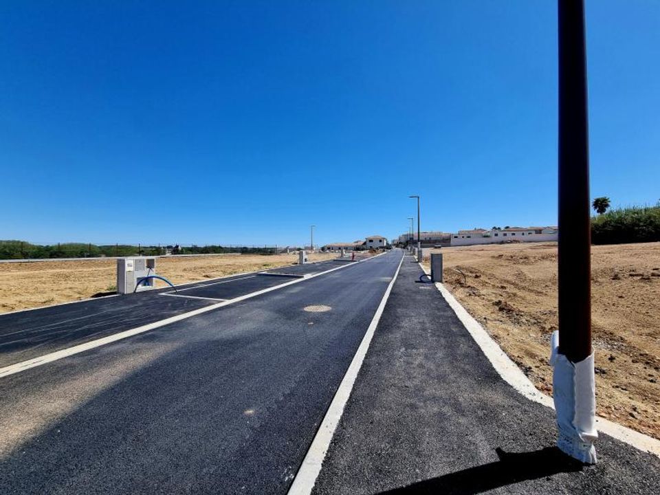 Terreno en Servian, Herault - foto 2