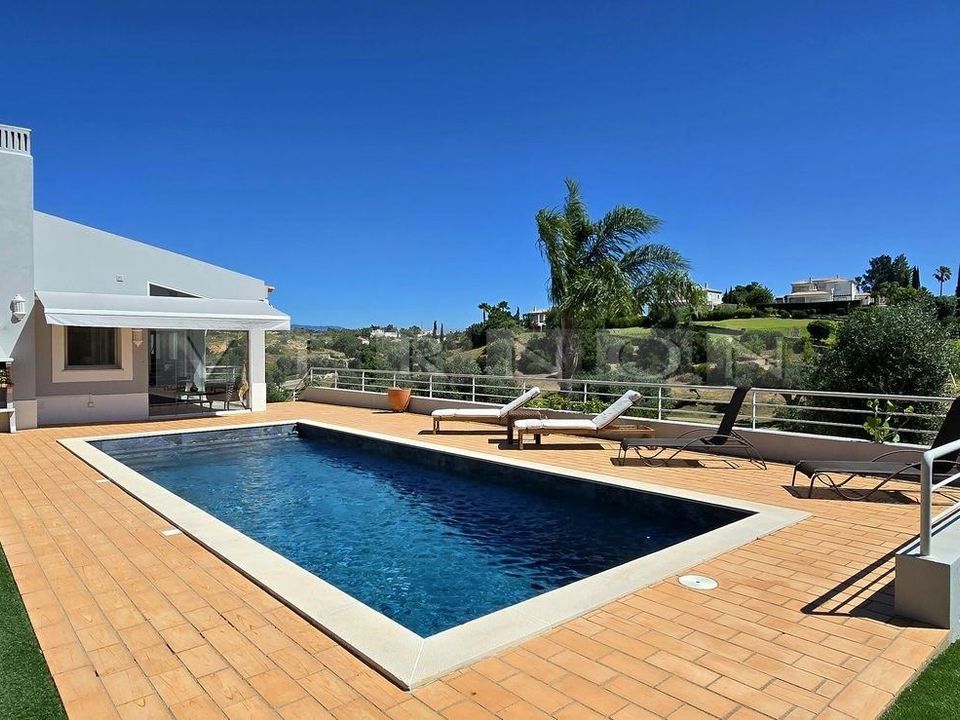 Villa a Estombar, Faro - foto 1