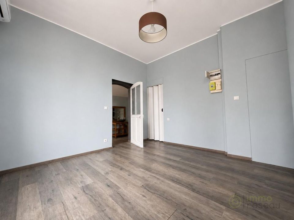 L'establiment comercial a Cambrai, Nord - foto 1