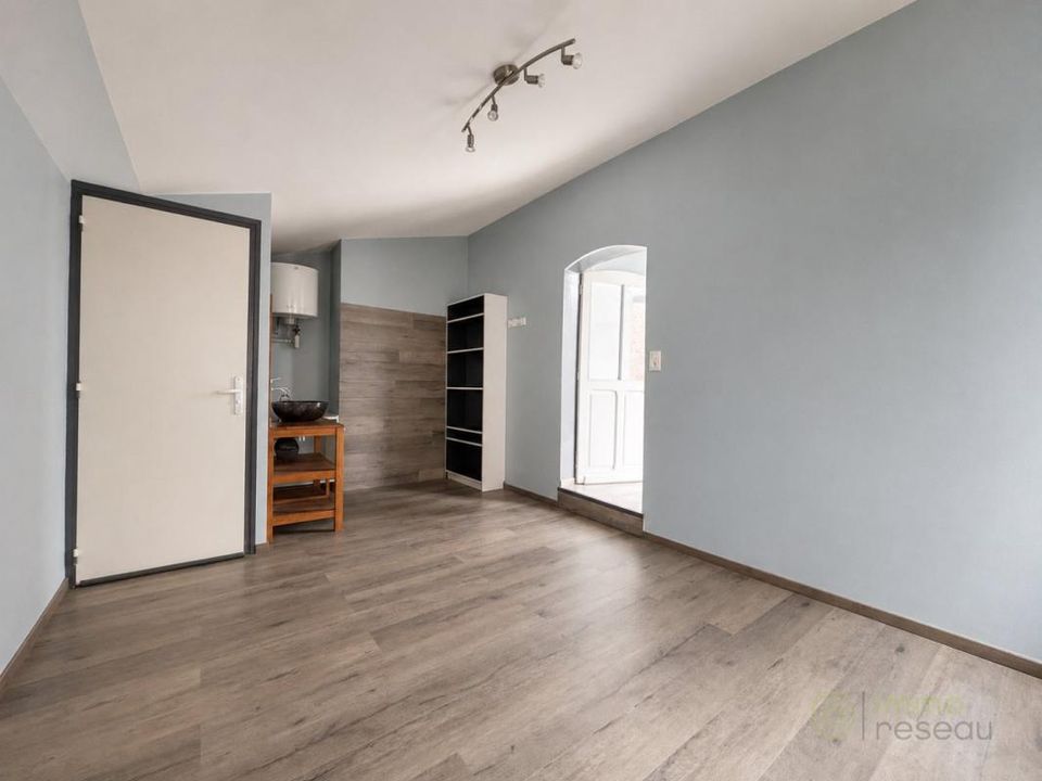 L'establiment comercial a Cambrai, Nord - foto 4