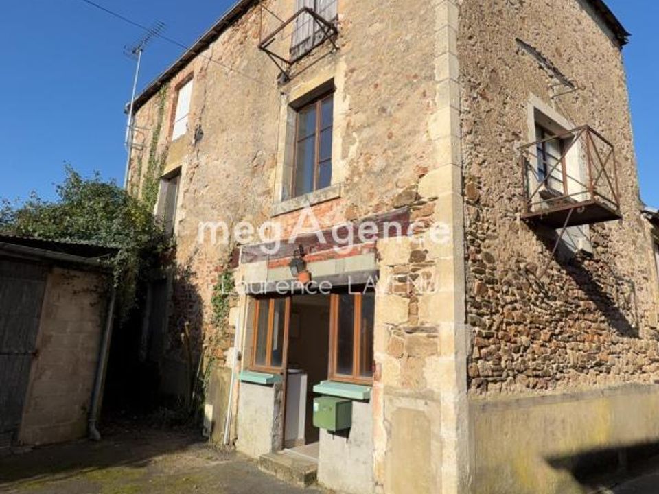Villa i Saint-Benoit-Du-Sault, Indre - foto 1