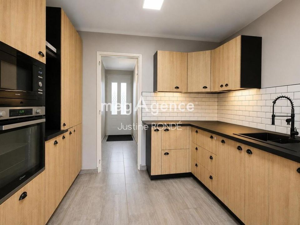 Casa unifamiliar a Mauleon, Deux-Sevres - foto 1