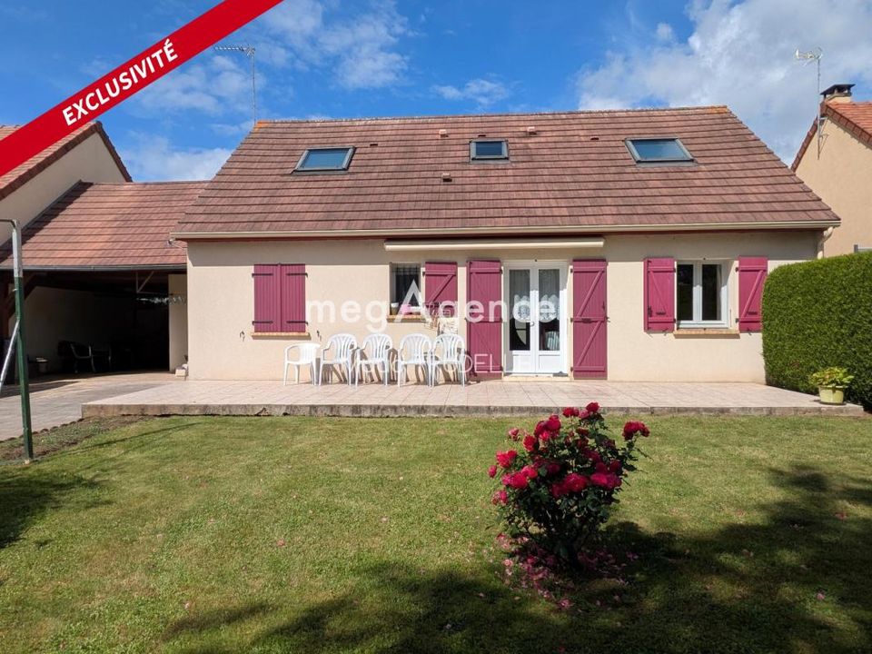 Villa i La Chapelle-Saint-Aubin, Sarthe - foto 1