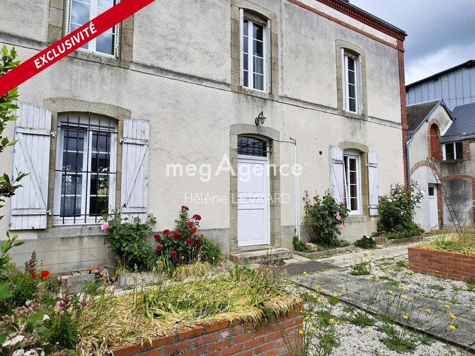 Villa in Sainte-Gemmes-le-Robert, Mayenne - foto 1