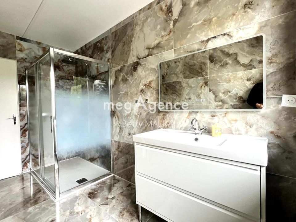 Villa i Stains, Seine-Saint-Denis - bilde 5