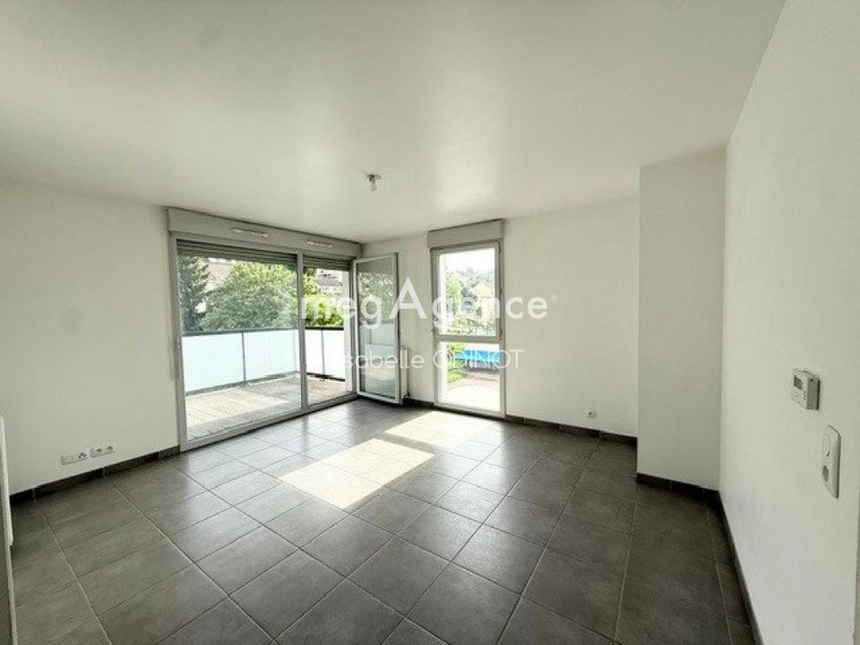 Lejlighed i Noisy-le-Sec, Seine-Saint-Denis - foto 1