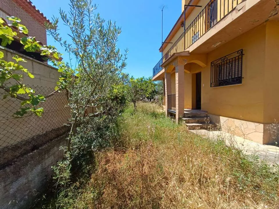 Dorpshuis in Mont-Roig Del Camp, Tarragona - foto 2