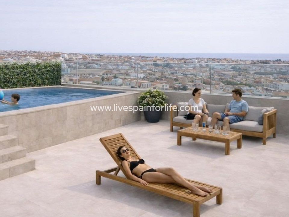Lejlighed i Torrevieja, Alicante - foto 1