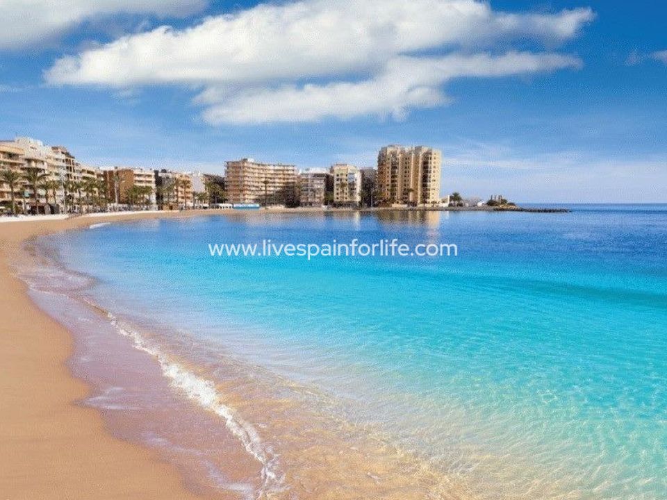 Lejlighed i Torrevieja, Alicante - foto 4