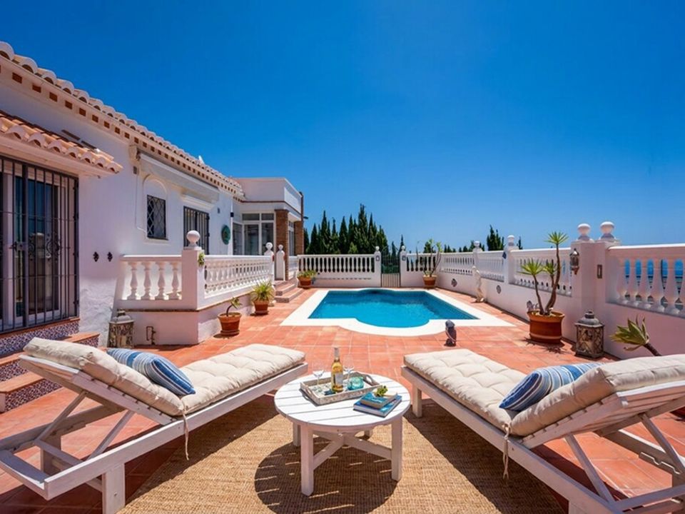 Villa i Nerja, Malaga - foto 1