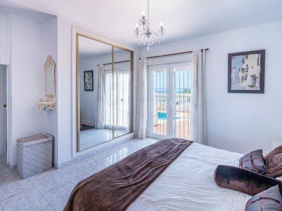 Villa i Nerja, Malaga - foto 5