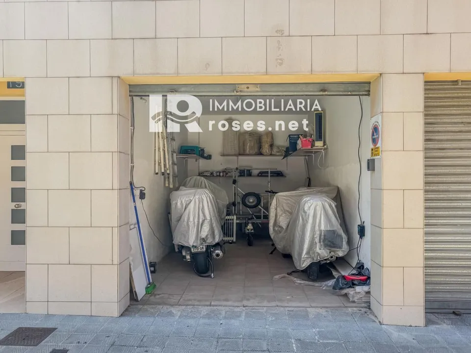 Garage i Roses, Gerona - foto 1