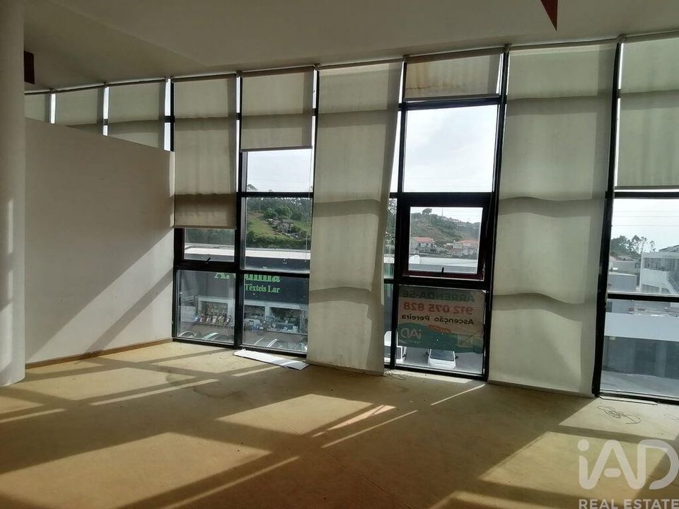 Erhvervsejendom i Pacos de Ferreira, Porto - foto 3