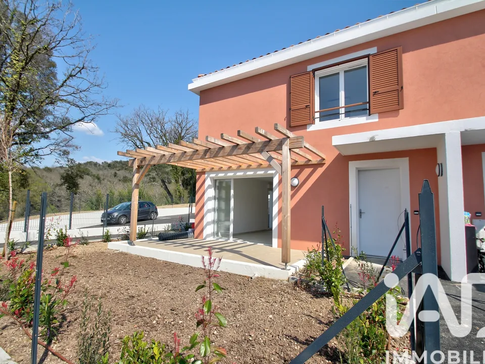 Villa i Auribeau-sur-Siagne, Alpes-Maritimes - foto 1