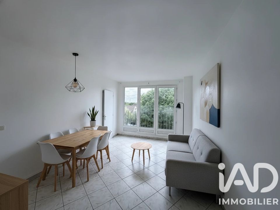 Lejlighed i Épinay-sur-Seine, Seine-Saint-Denis - foto 1