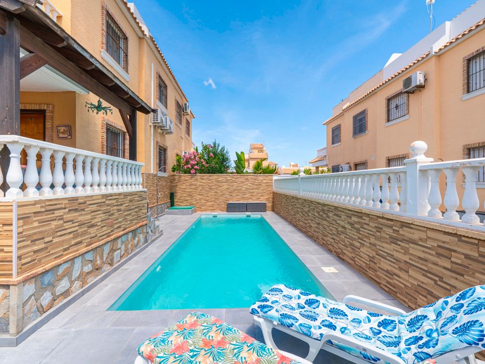 Villa - Ciudad Quesada, Alicante - photo 4