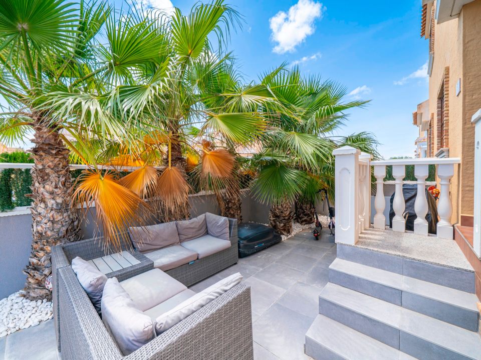 Villa - Ciudad Quesada, Alicante - photo 5