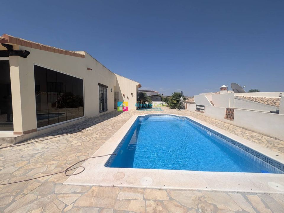 Villa i Arboleas, Almeria - foto 1