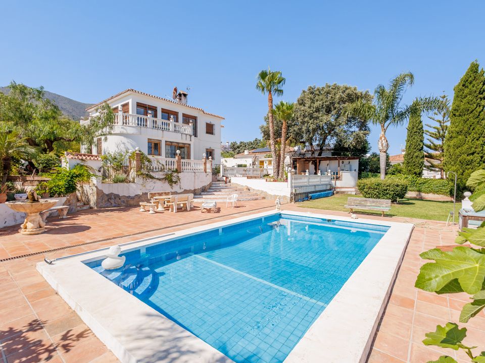Villa i Alhaurin El Grande, Malaga - foto 1