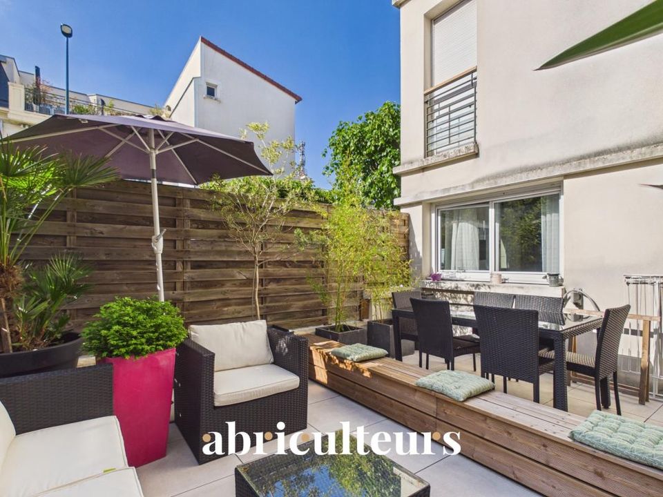 Lejlighed i La Garenne-Colombes, Hauts-de-Seine - foto 1