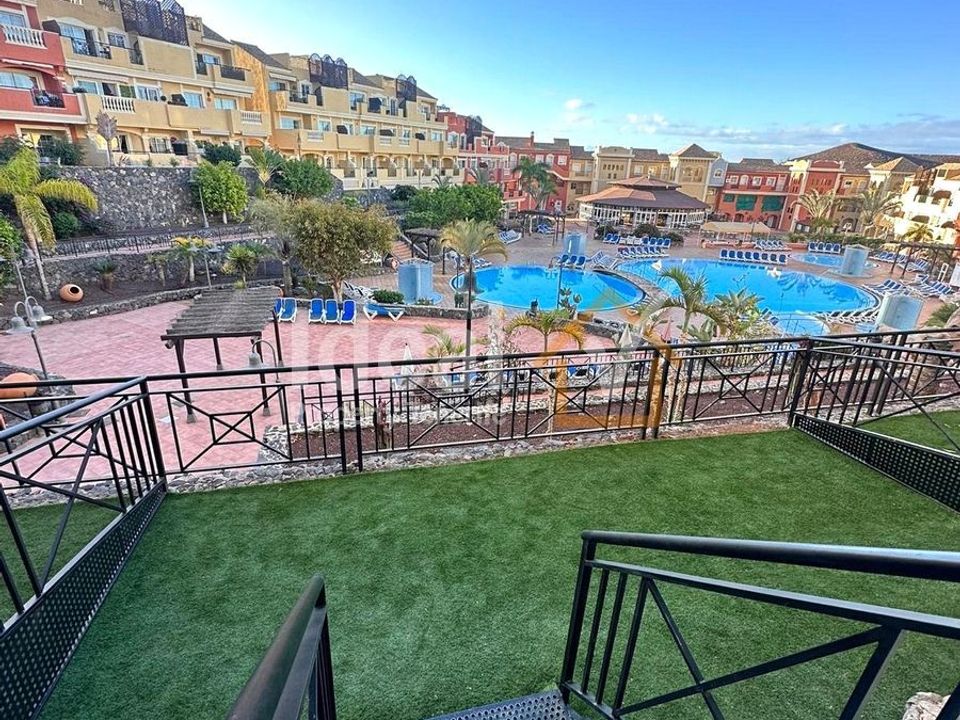 Lejlighed i Playa De Los Cristianos, Tenerife - foto 1