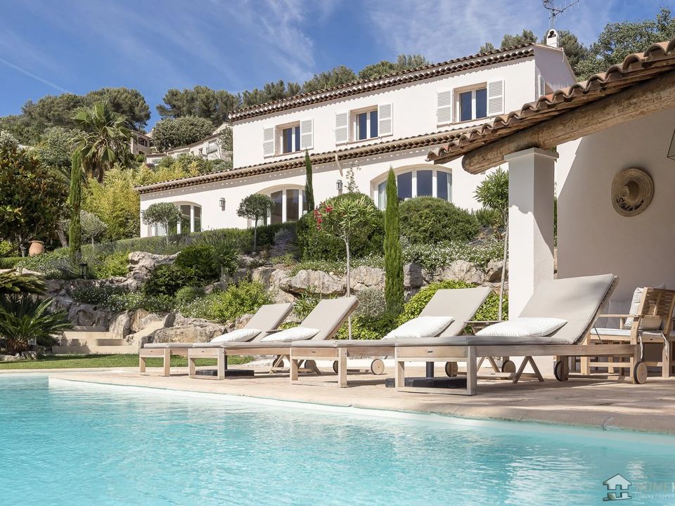 Villa en Vence, Alpes-Maritimes - foto 1