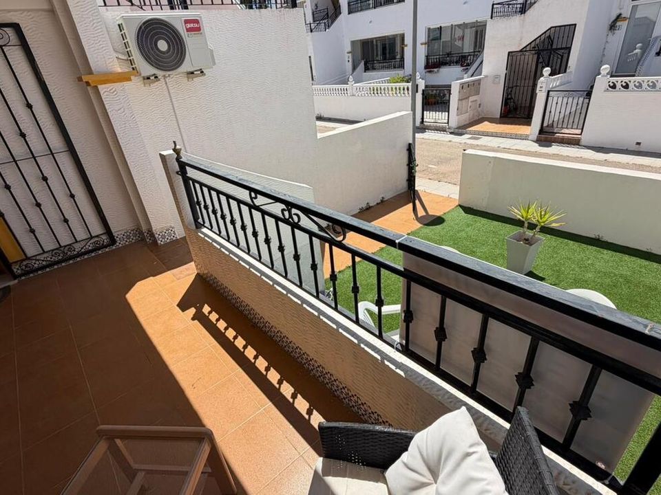 Apartment in Entre Naranjos, Alicante - photo 5