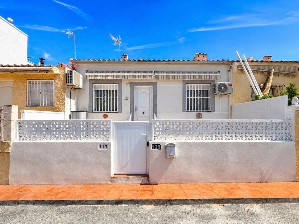 Rækkehus i La Marina, Alicante - foto 1