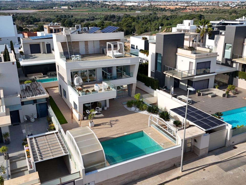 Villa i Orihuela Costa, Alicante - foto 1