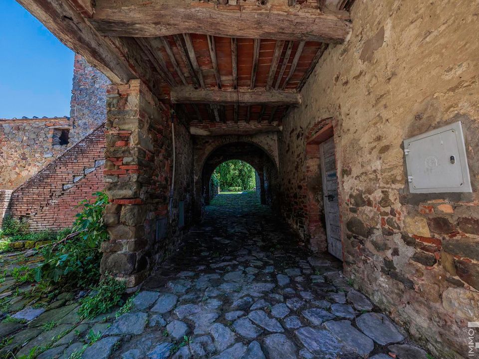 Casa adossada a Bucine, Arezzo - foto 4