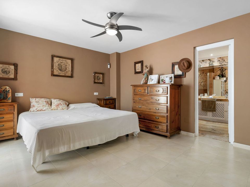 Lejlighed i Nueva Andalucia, Malaga - foto 4