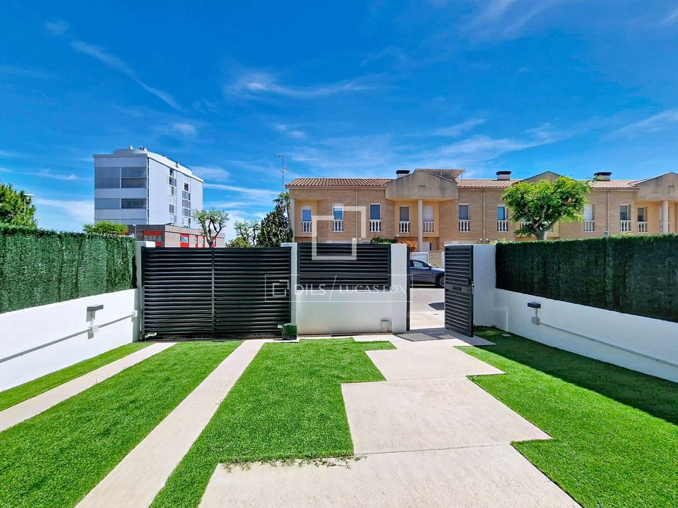 Villa em Cunit, Tarragona - foto 1