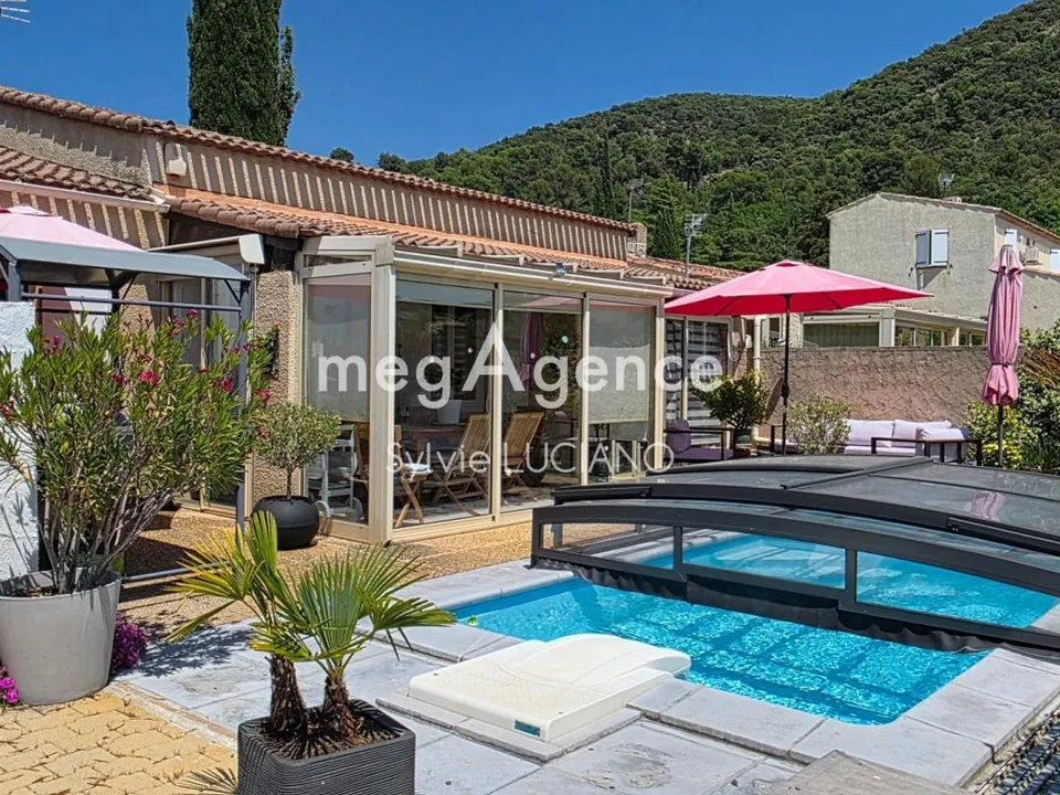 Villa en Oraison, Alpes-de-Haute-Provence - foto 1