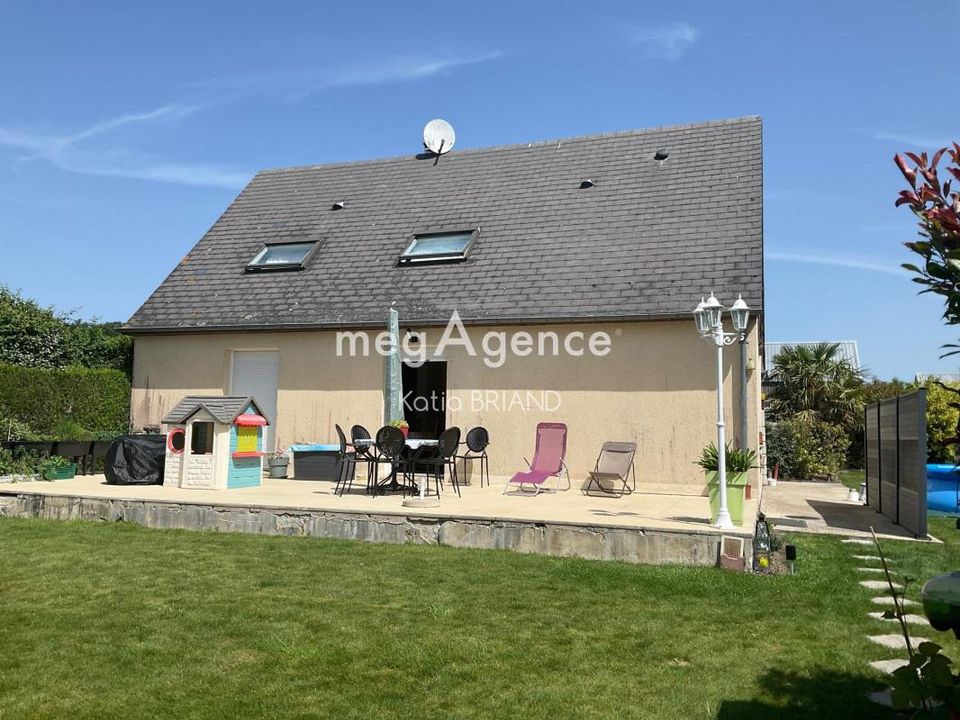 Villa en Montsûrs, Mayenne - foto 1