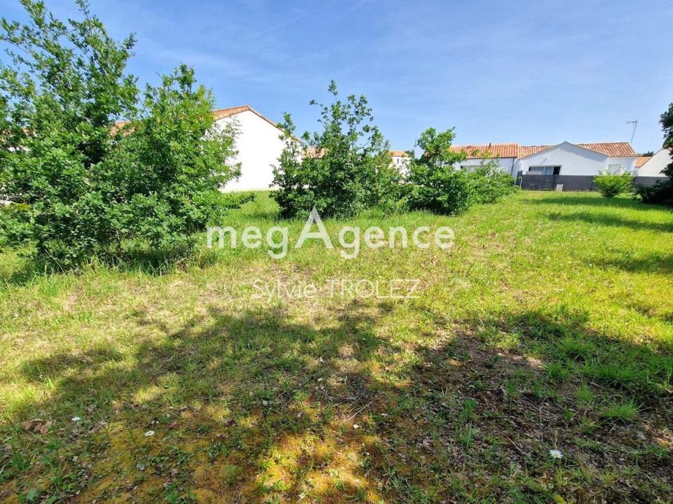 Terreno en La Chapelle-Achard, Vendee - foto 1