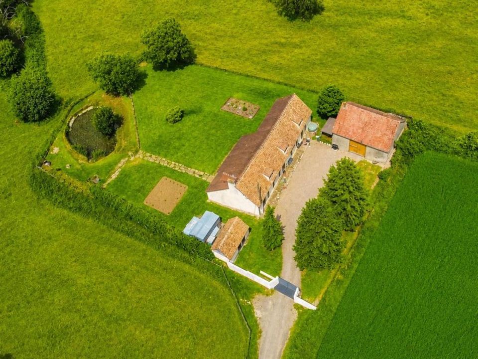 Villa en Ballon-Saint Mars, Sarthe - foto 1