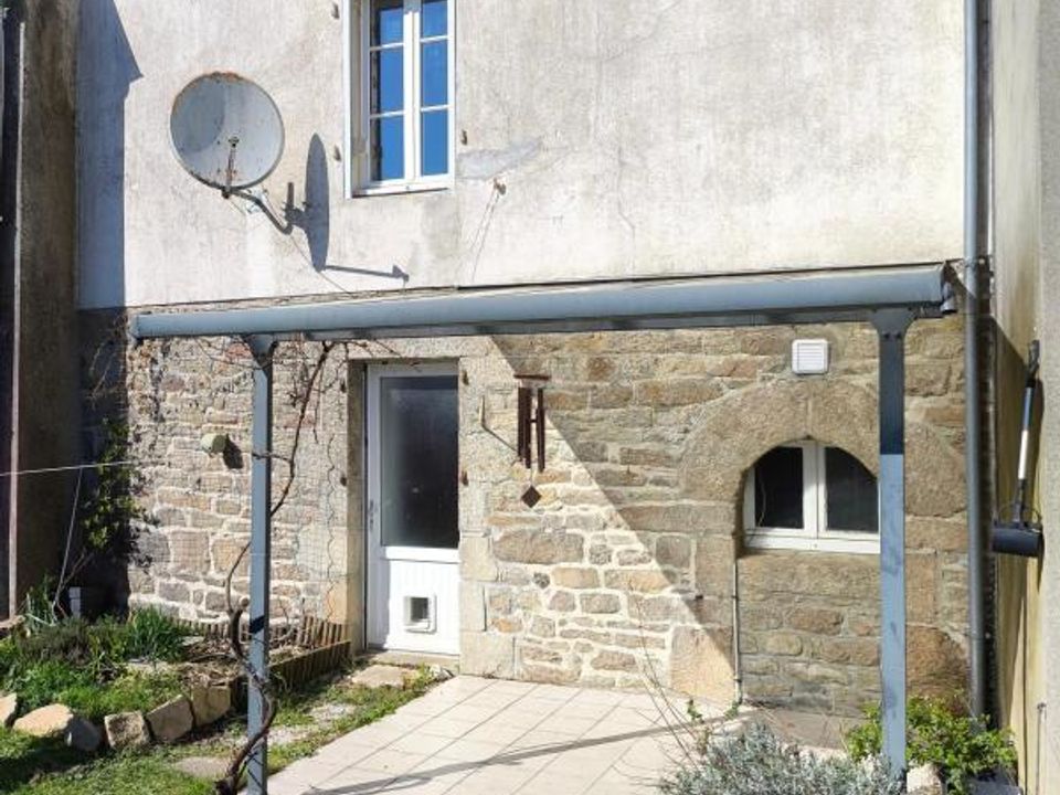 Casa de campo en Guerlesquin, Finistere - foto 1