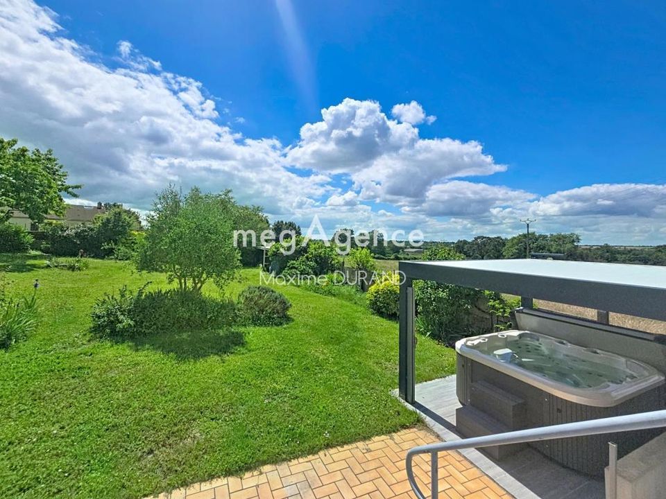 Villa i Saint-Aubin-des-Ormeaux, Vendee - bilde 1