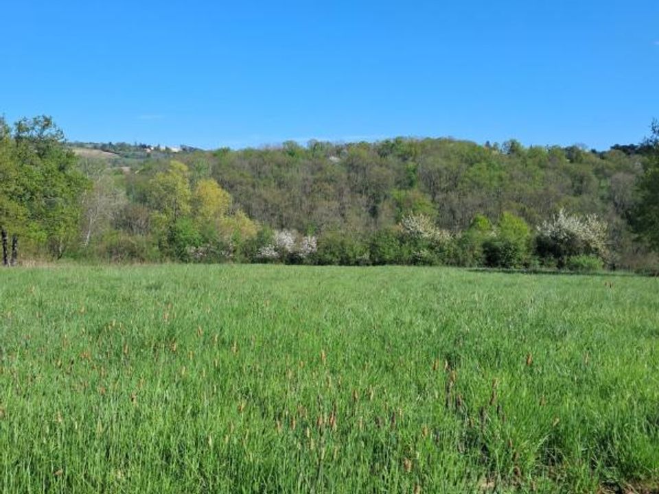 Terreno en Cusset, Allier - foto 1