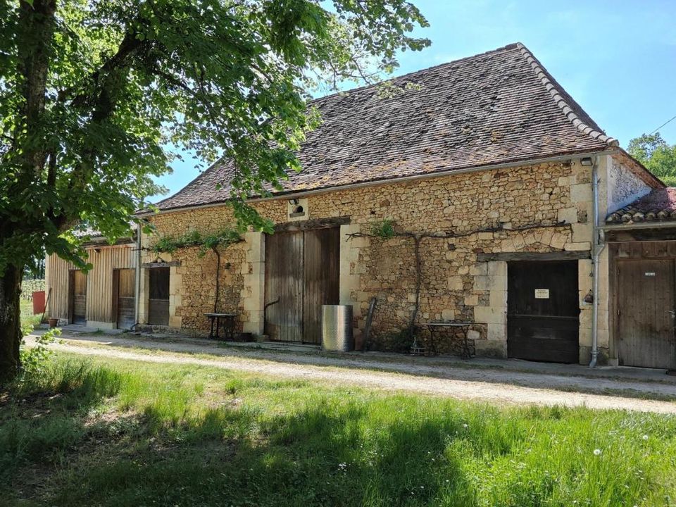 Masia a Lembras, Dordogne - foto 1