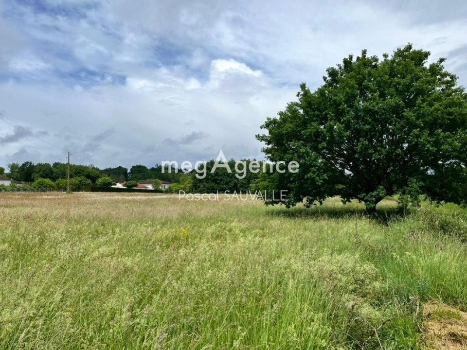 Helårsgrund i Annesse-Et-Beaulieu, Dordogne - foto 1